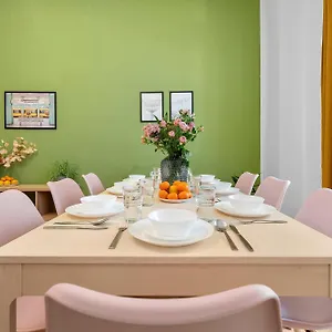 Apartment 33 I Mitte, Berlin