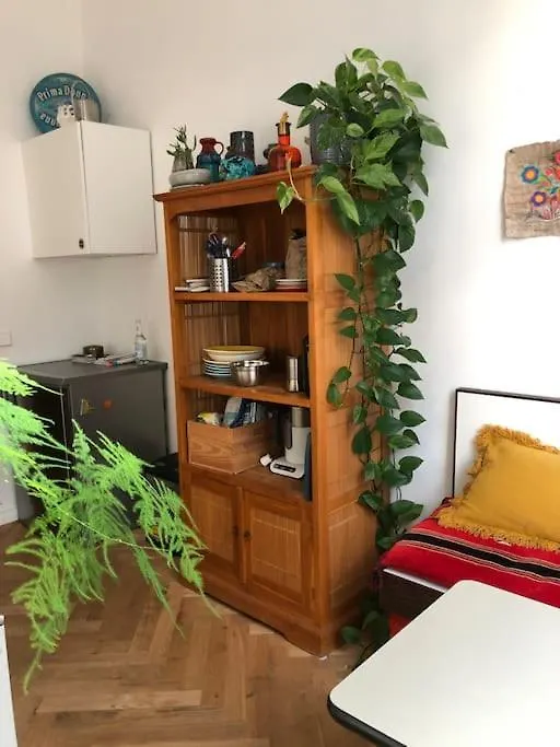 Apartamento Berliner Altbaubauwohnung In Mitte